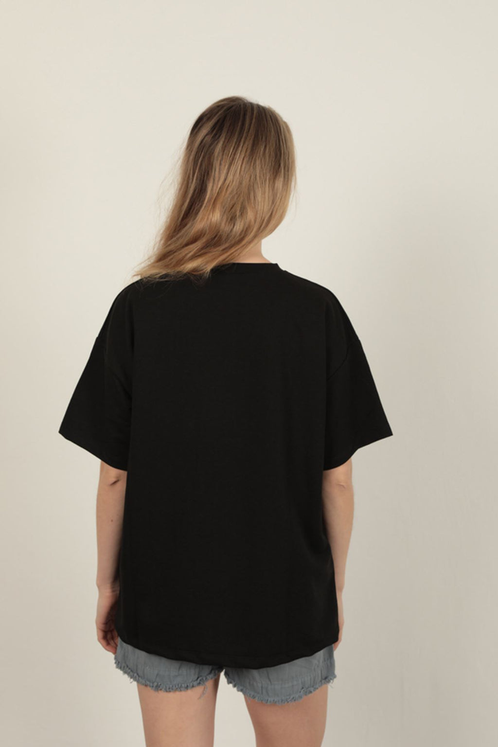 Sıfır Yaka Oversize Kadın Tişört-Siyah