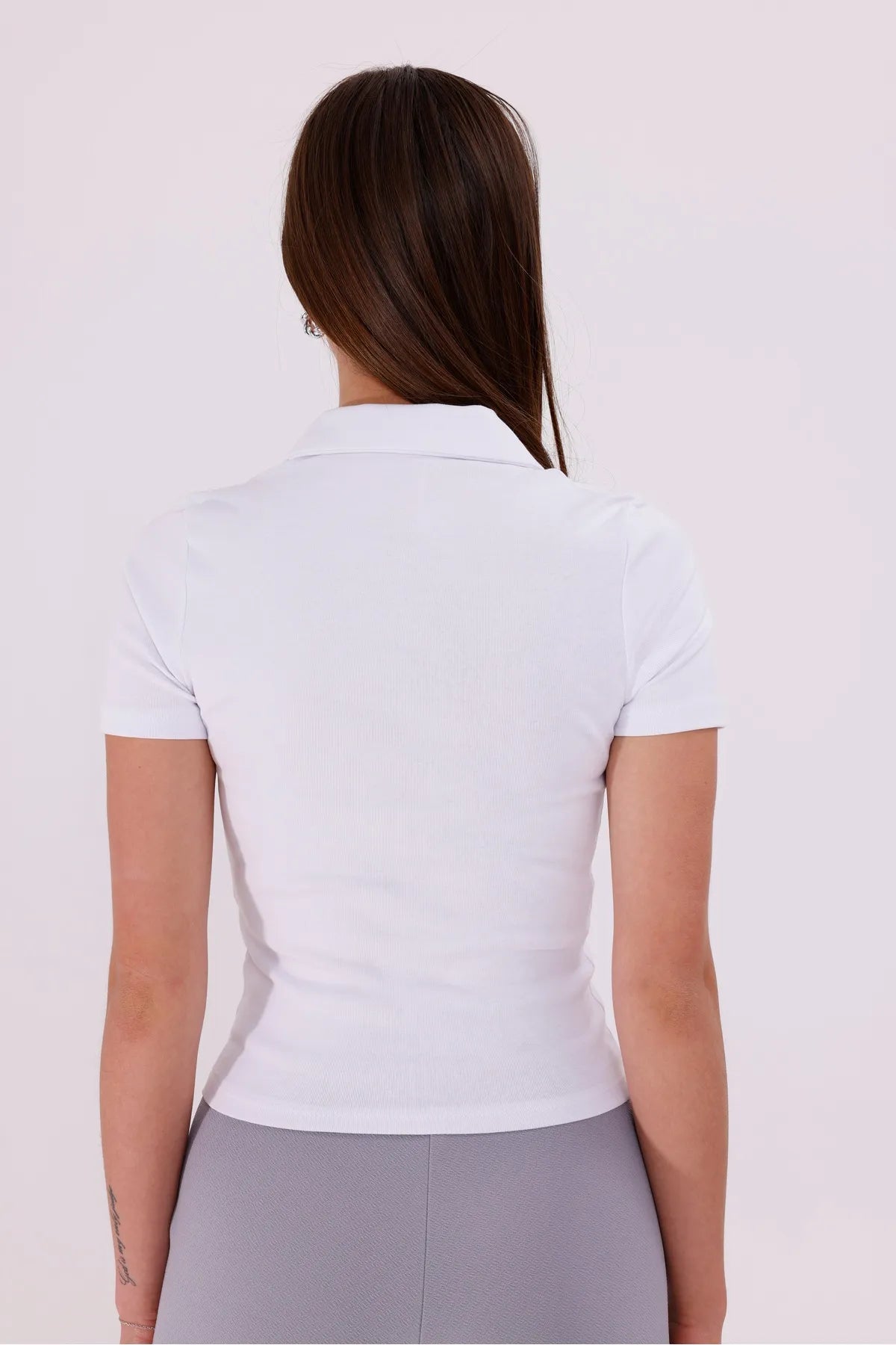 Sarte Royal Kadın Ekru Düğmesiz Polo Yaka Tshirt-SRT5003