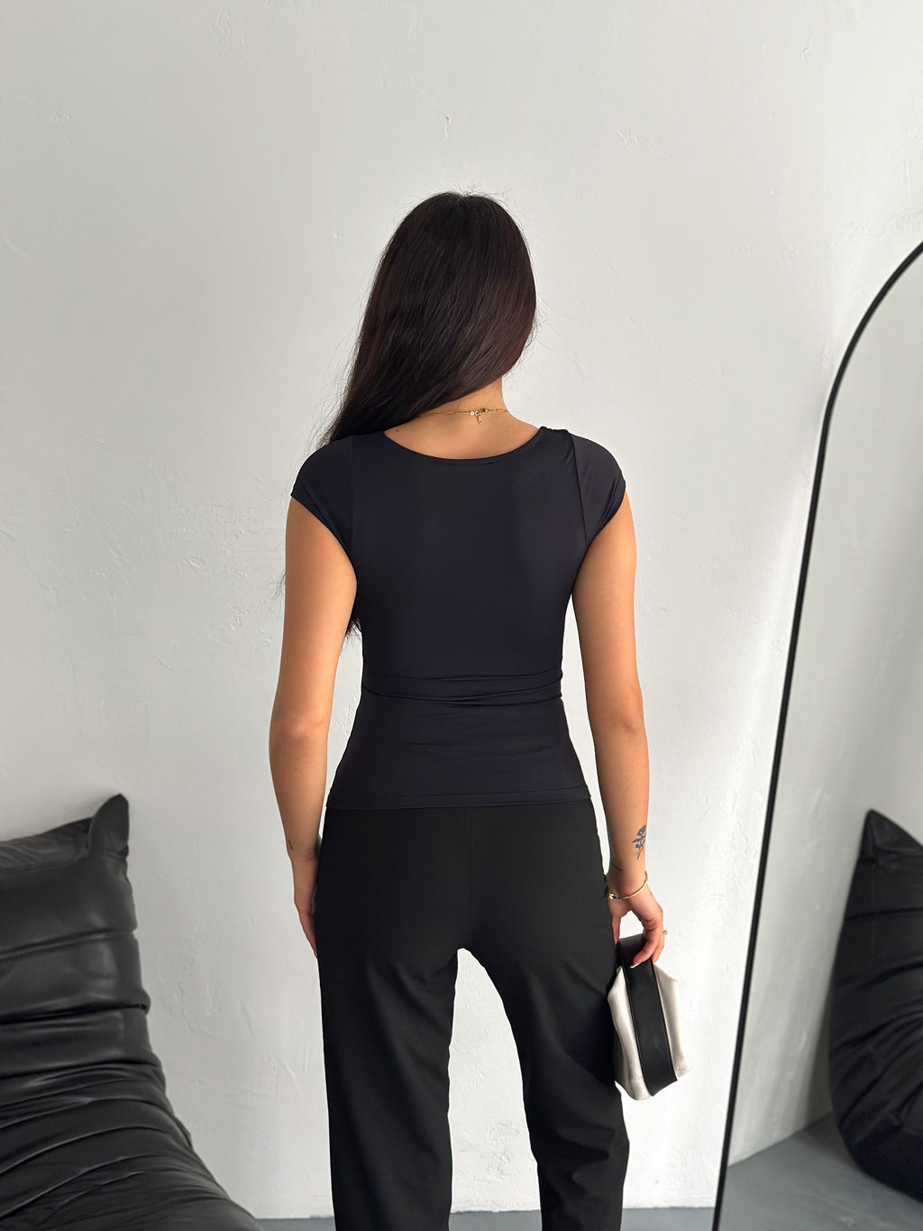 Kadın Kare Yaka Siyah Basic T-Shirt