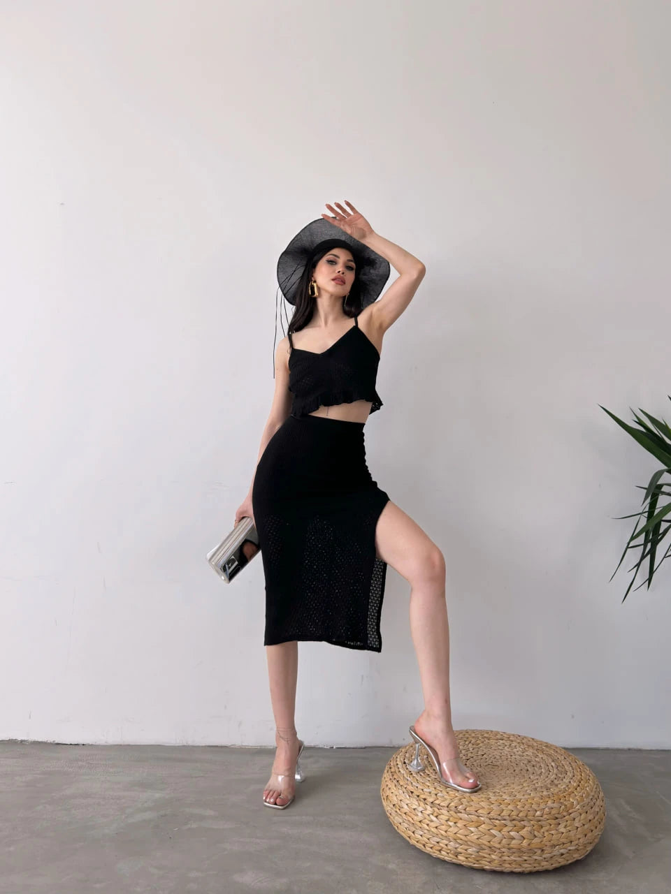 Fırfır Detaylı Crop Bluz Ve Etek Triko İkili Takım Siyah - DF1082