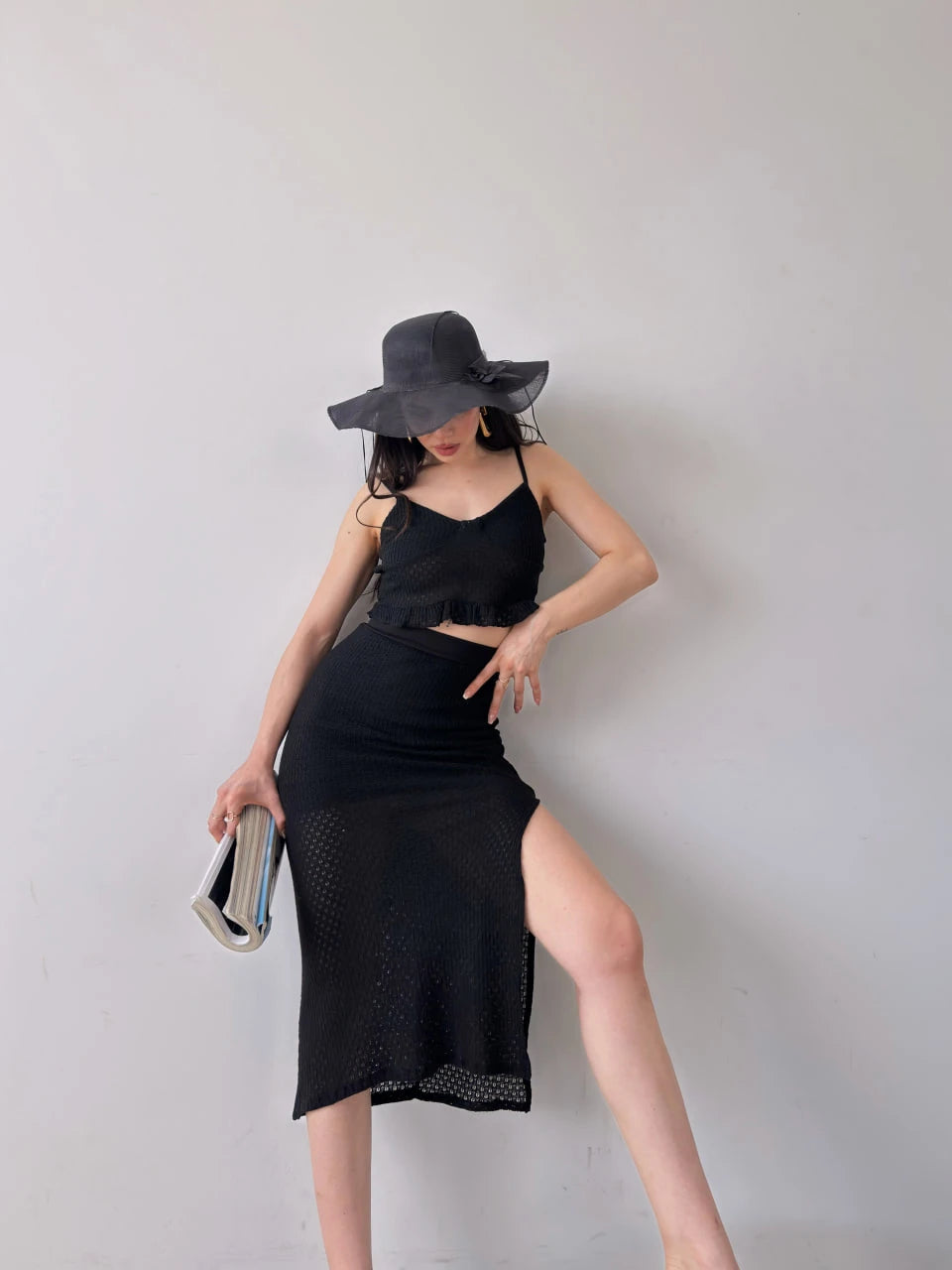 Fırfır Detaylı Crop Bluz Ve Etek Triko İkili Takım Siyah - DF1082